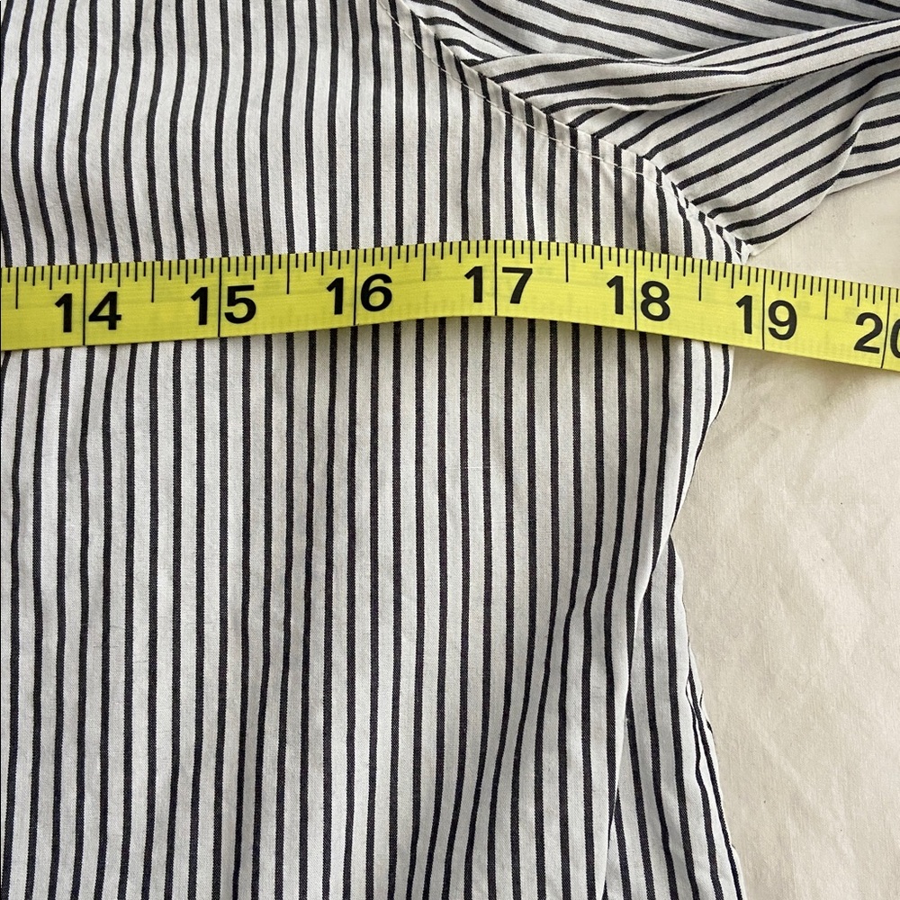 Madewell charcoal and White Striped Shirt with peplum - Picture 5 of 6